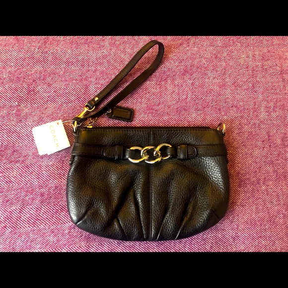 NWT Authentic Coach Bag. Wristlet or Shoulder - Picture 3 of 11